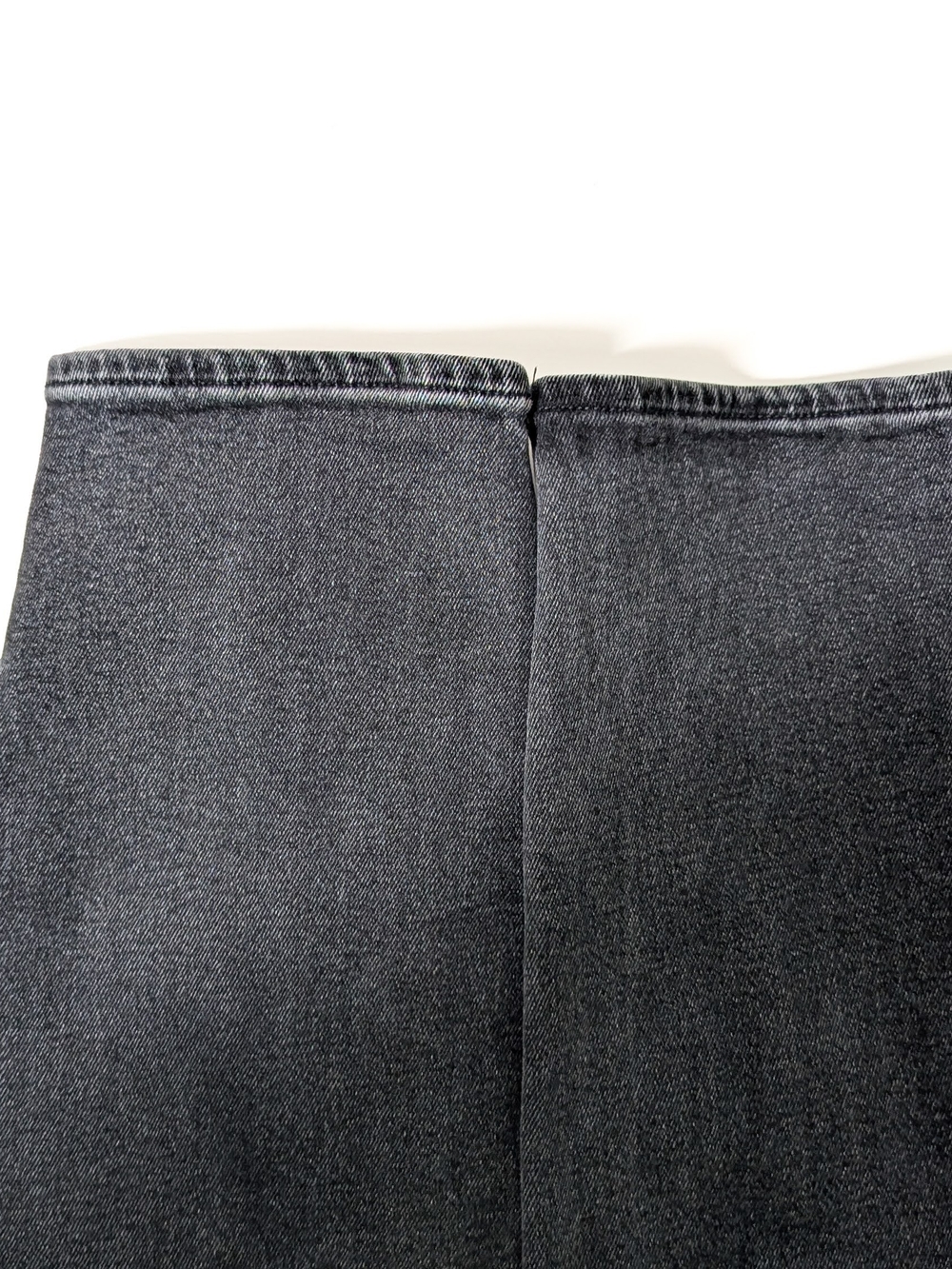 Madewell, The Perfect Vintage Jean, Faded Black Wash, Size 29, Straight Leg - Picture 2 of 16